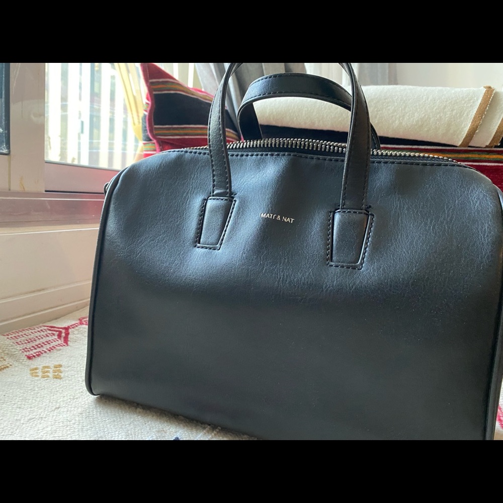 MATT & NAT Medium Satchel in Black